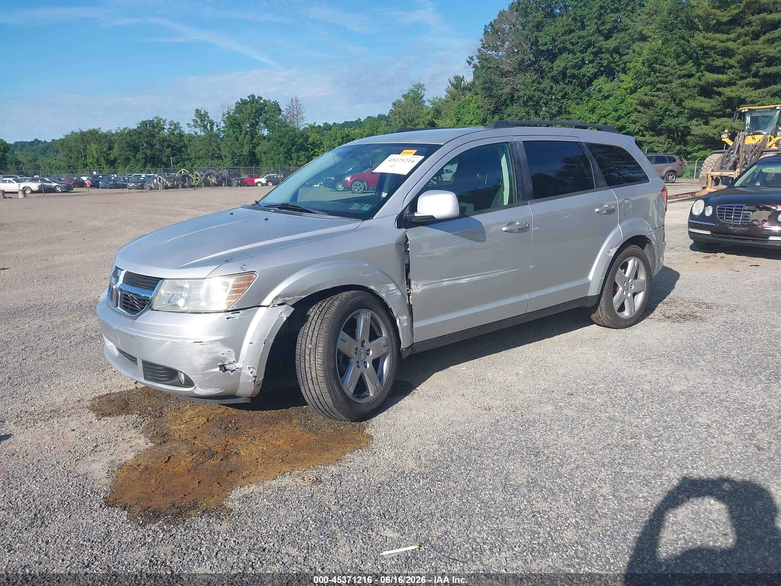 2010 Dodge Journey Sxt Silver vin: 3D4PH5FV1AT148334