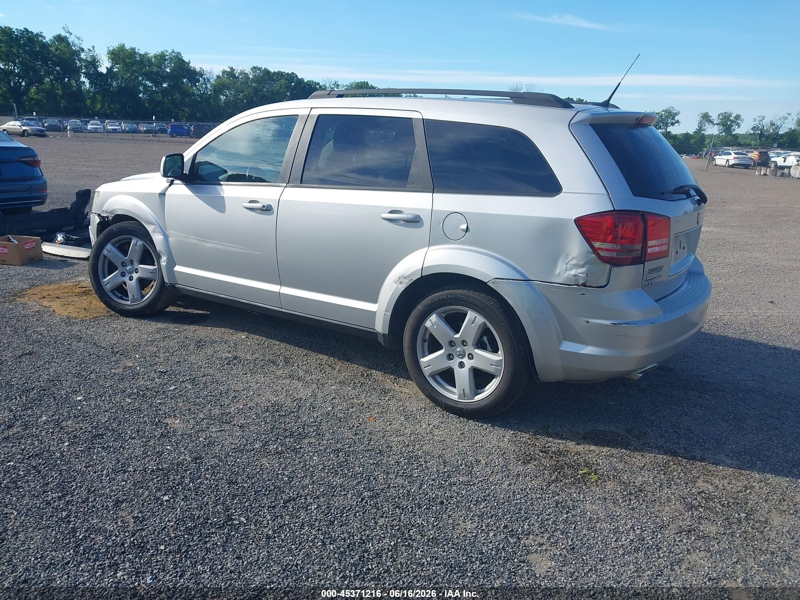 2010 Dodge Journey Sxt Silver vin: 3D4PH5FV1AT148334