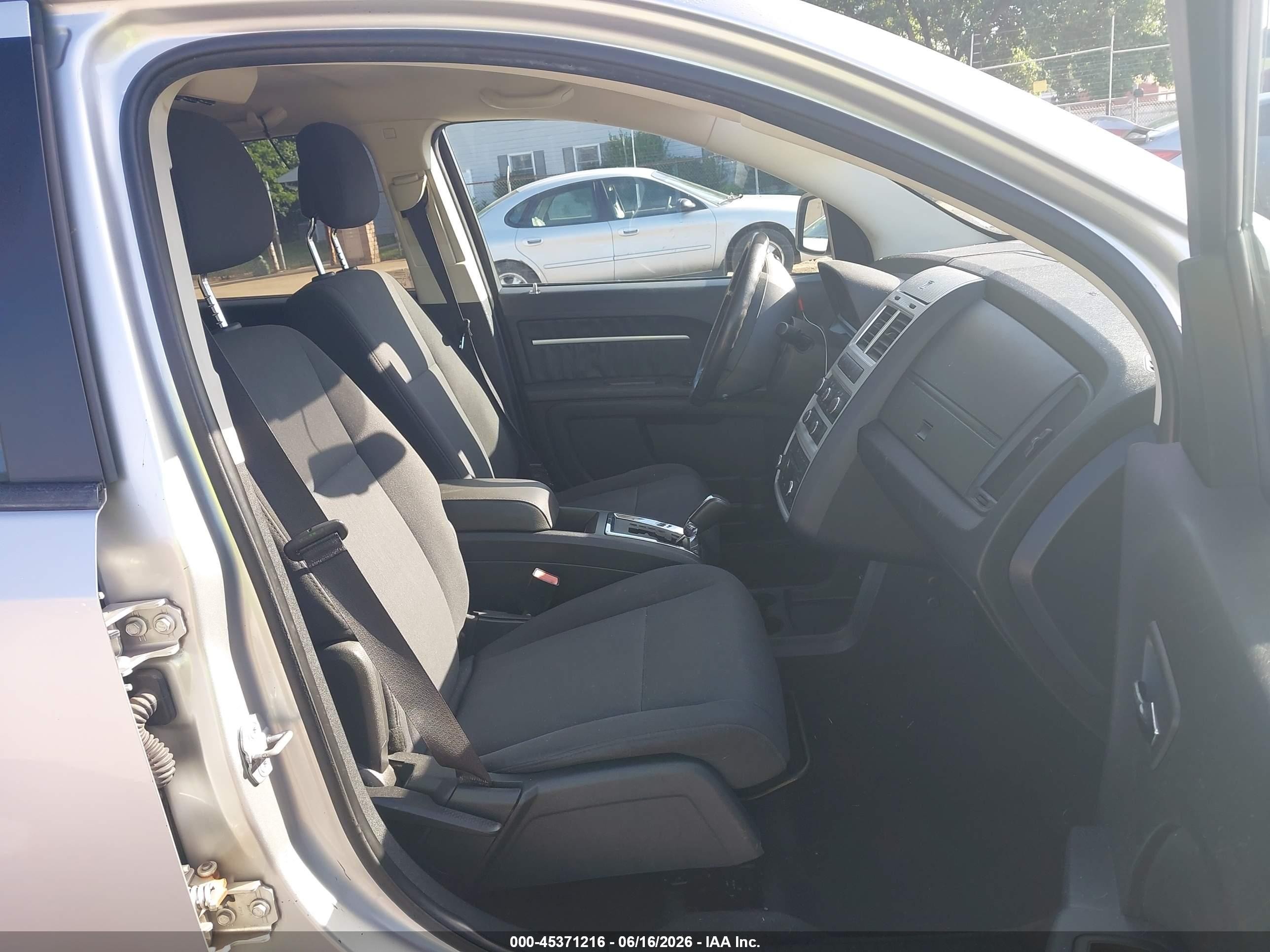 2010 Dodge Journey Sxt Silver vin: 3D4PH5FV1AT148334