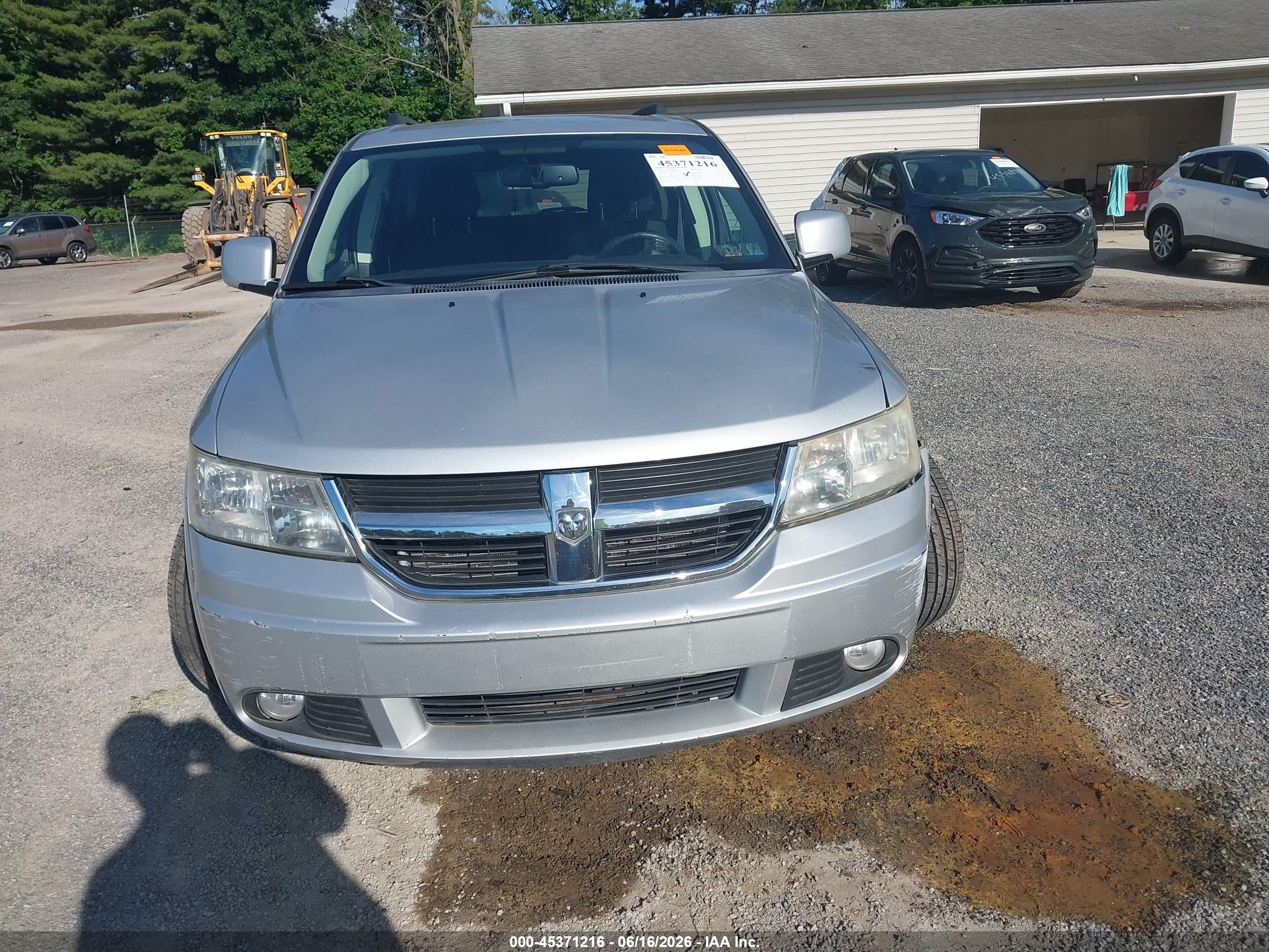 2010 Dodge Journey Sxt Silver vin: 3D4PH5FV1AT148334