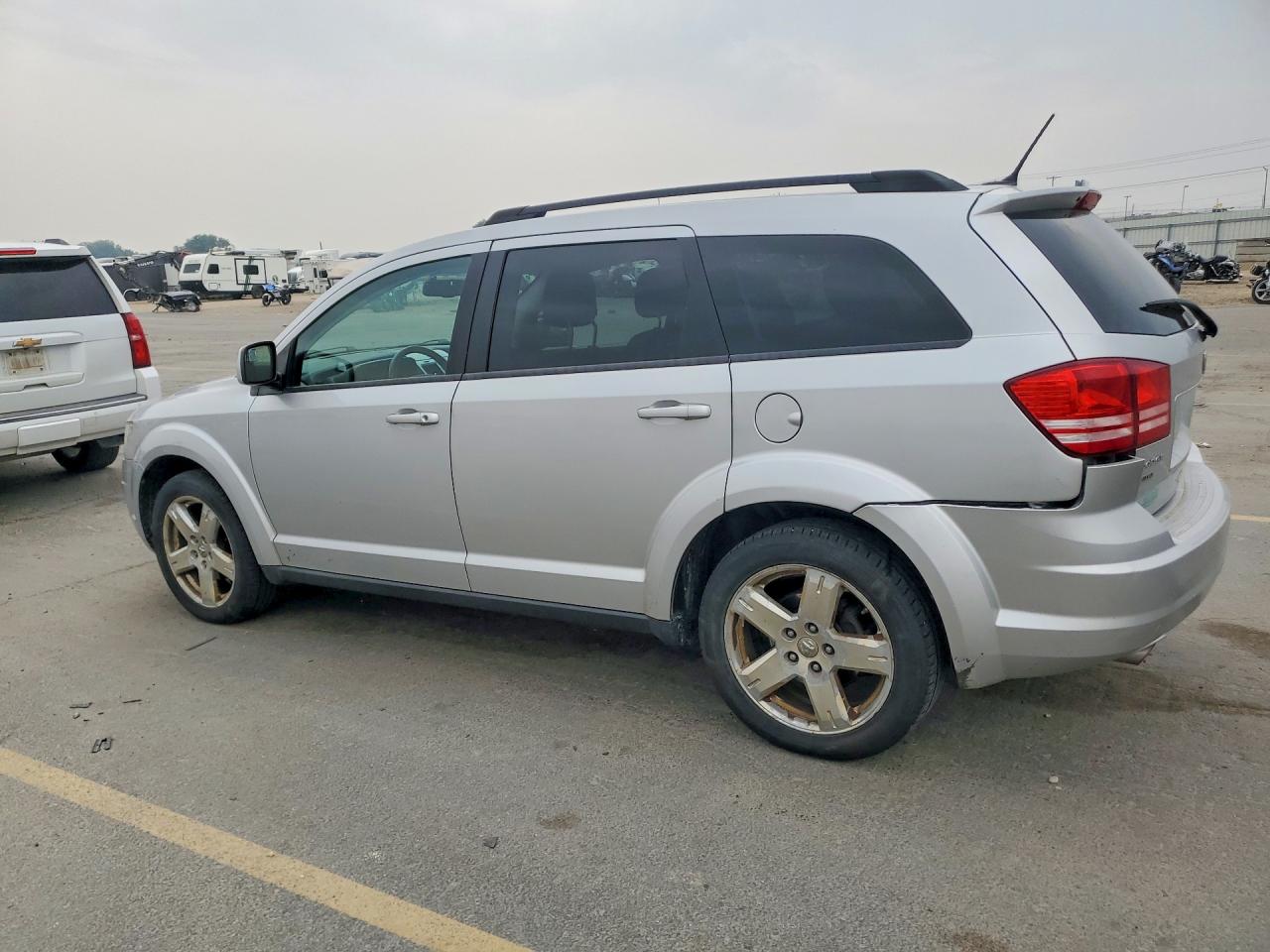 2010 Dodge Journey Sxt Silver vin: 3D4PH5FV6AT148443