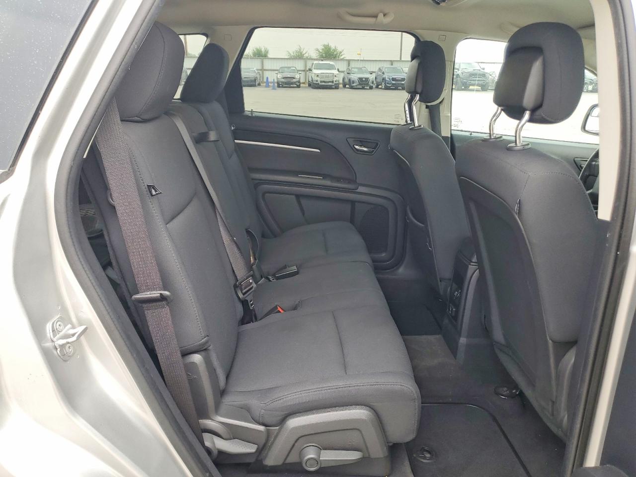 2010 Dodge Journey Sxt Silver vin: 3D4PH5FV6AT148443