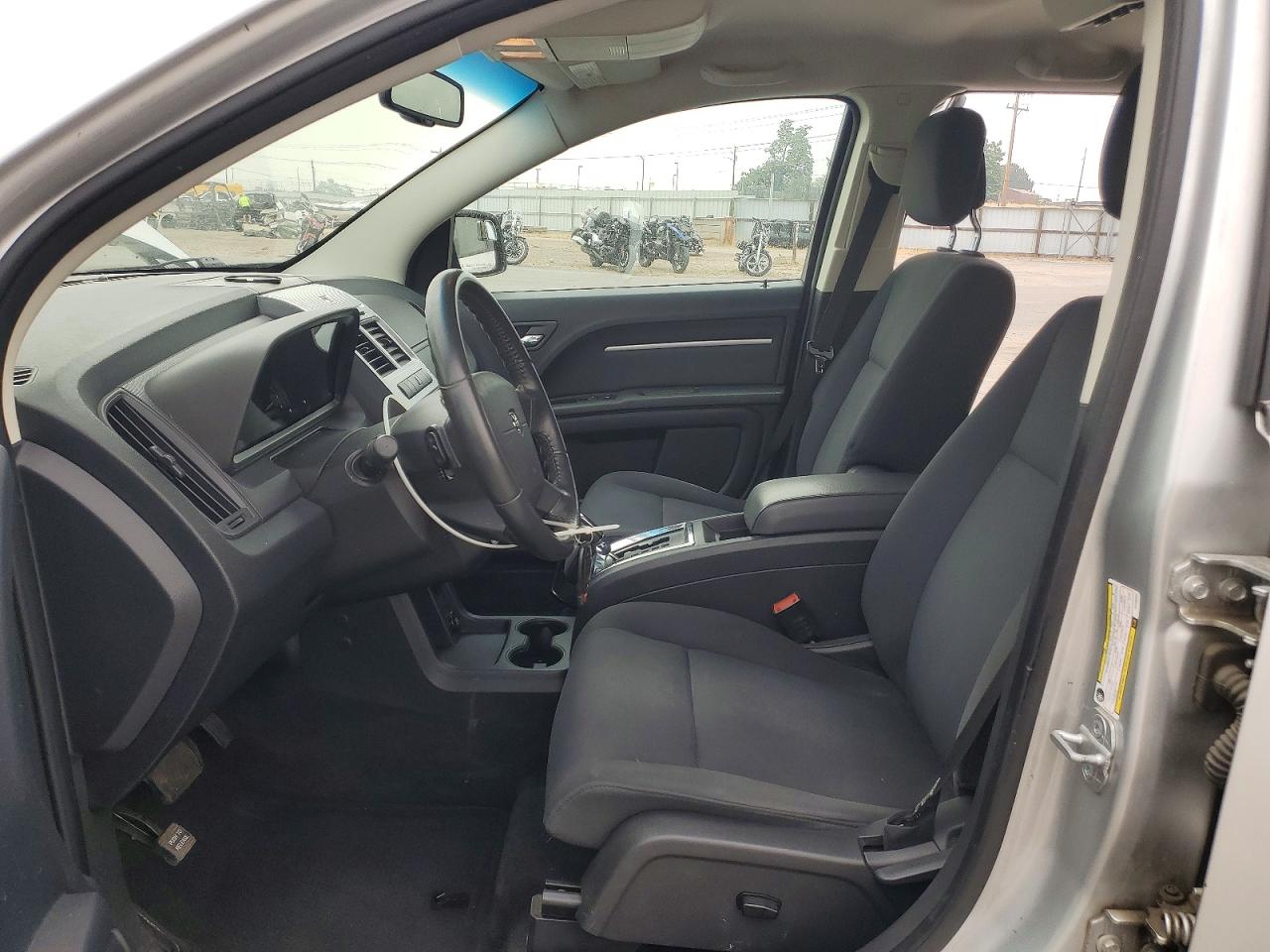 2010 Dodge Journey Sxt Silver vin: 3D4PH5FV6AT148443