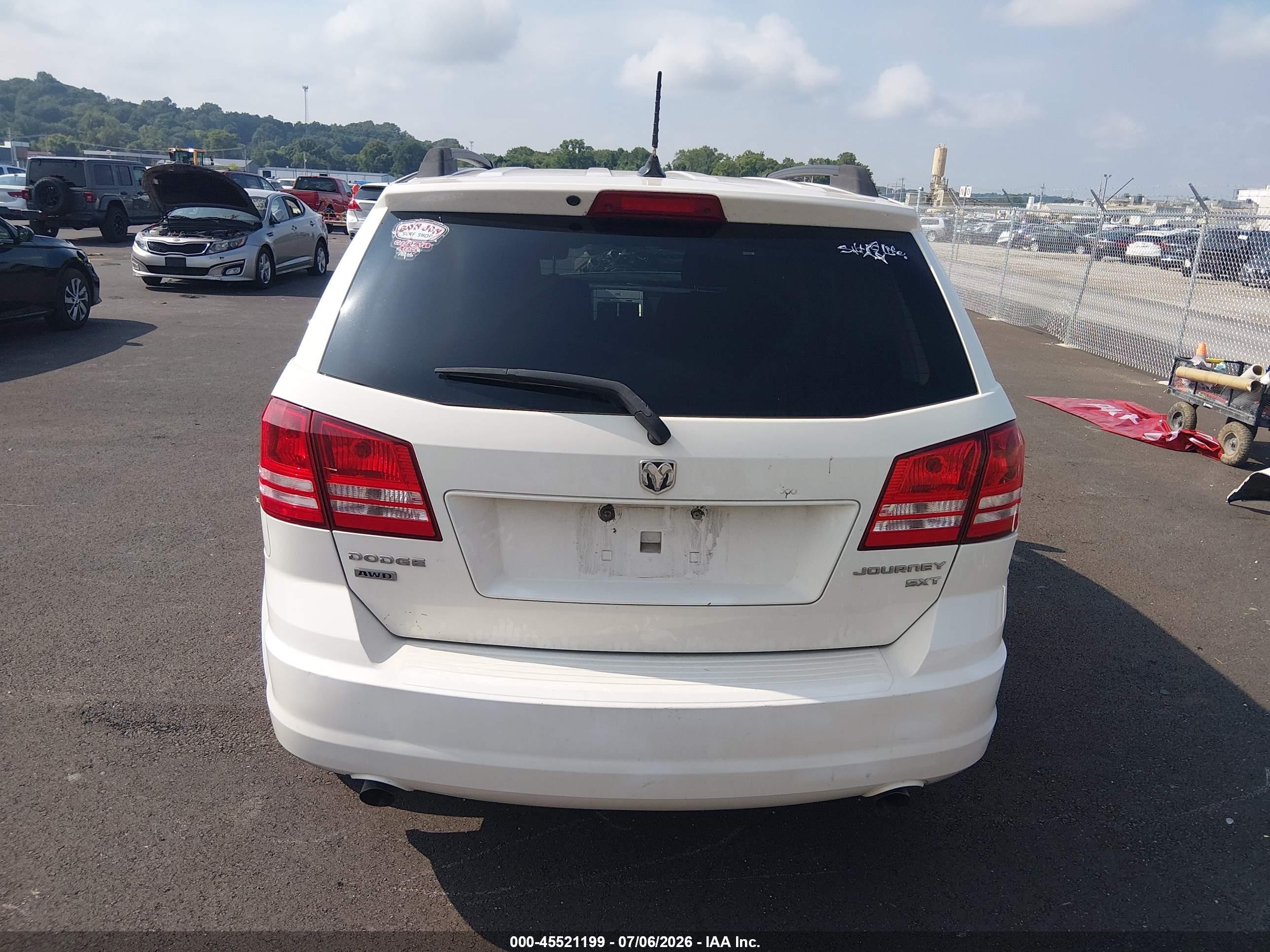 2010 Dodge Journey Sxt White vin: 3D4PH5FV7AT106962