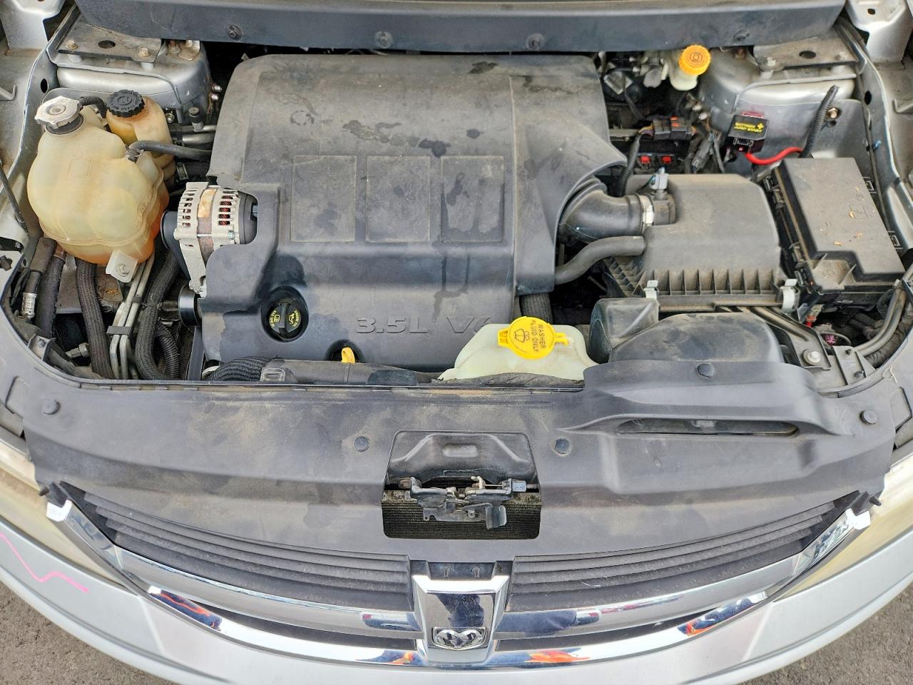 2010 Dodge Journey Sxt Серебряный vin: 3D4PH5FV7AT225983