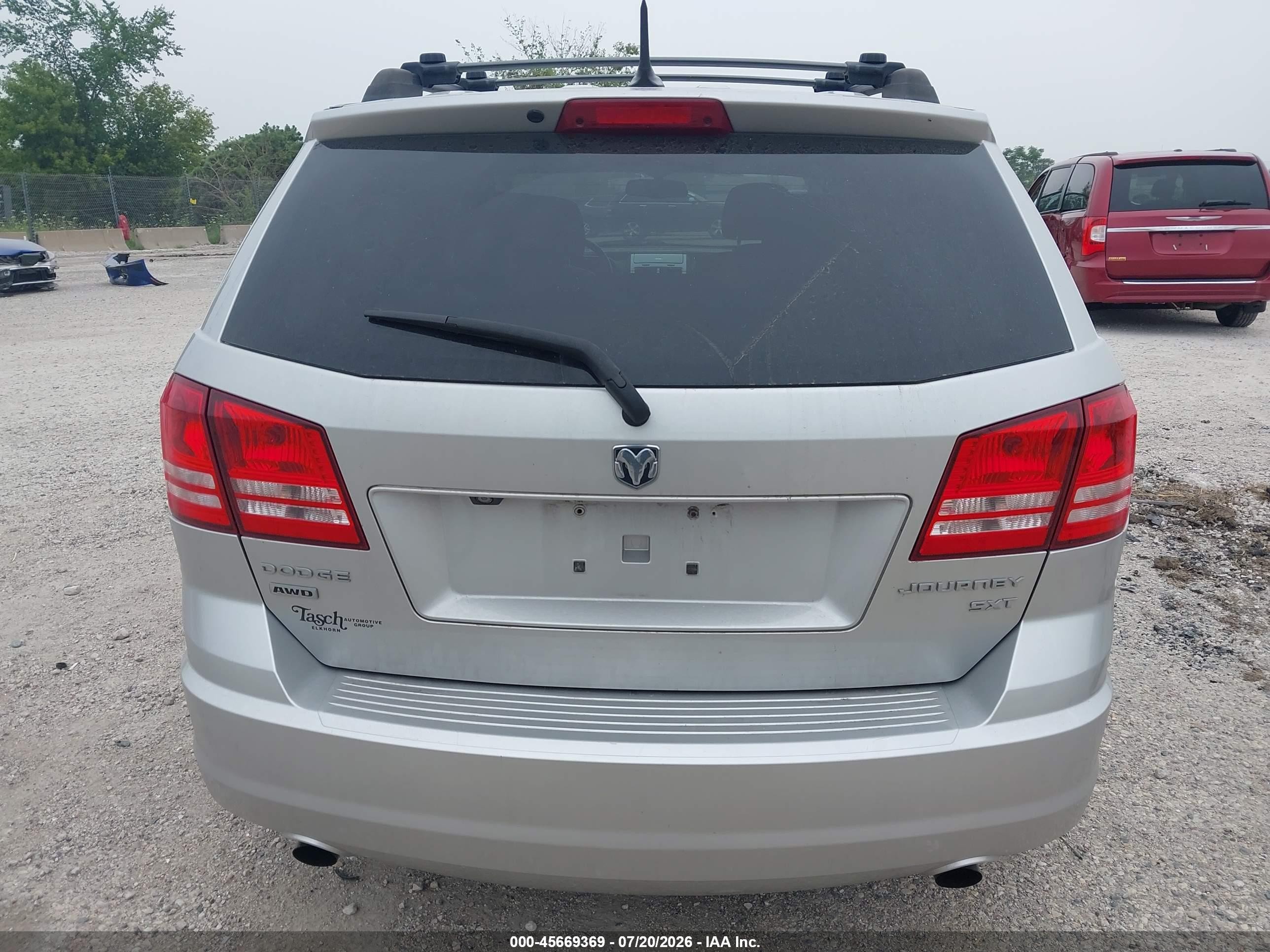 2010 Dodge Journey Sxt Silver vin: 3D4PH5FV9AT139218