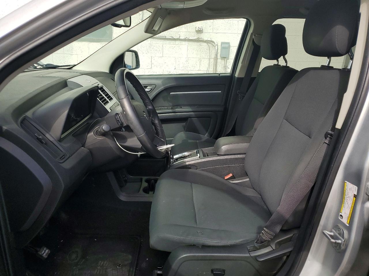 2010 Dodge Journey Sxt Silver vin: 3D4PH5FV9AT249122