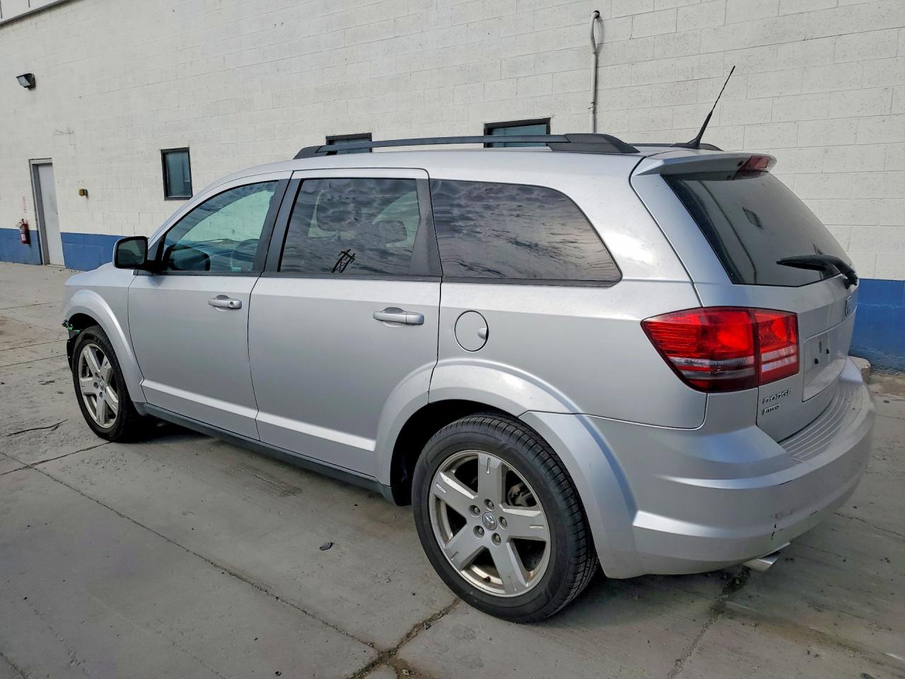 2010 Dodge Journey Sxt Silver vin: 3D4PH5FV9AT249122