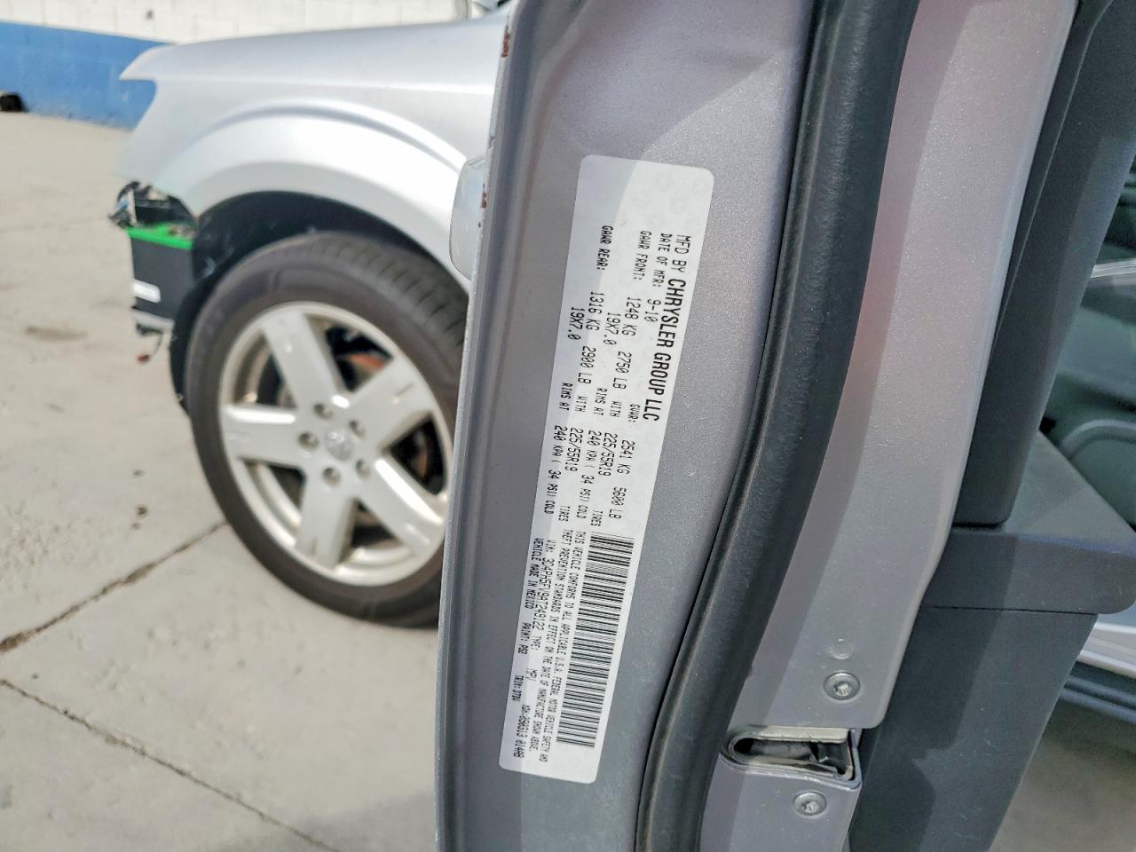 2010 Dodge Journey Sxt Silver vin: 3D4PH5FV9AT249122