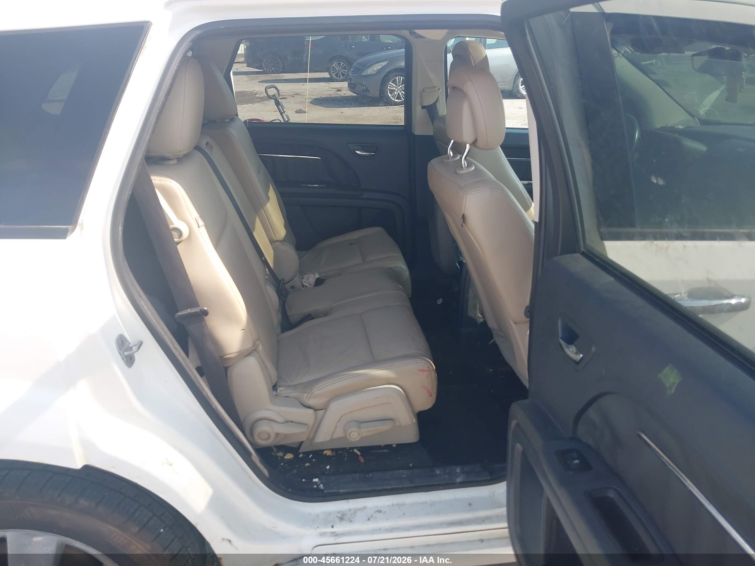 2010 Dodge Journey R/t White vin: 3D4PH9FV9AT239679