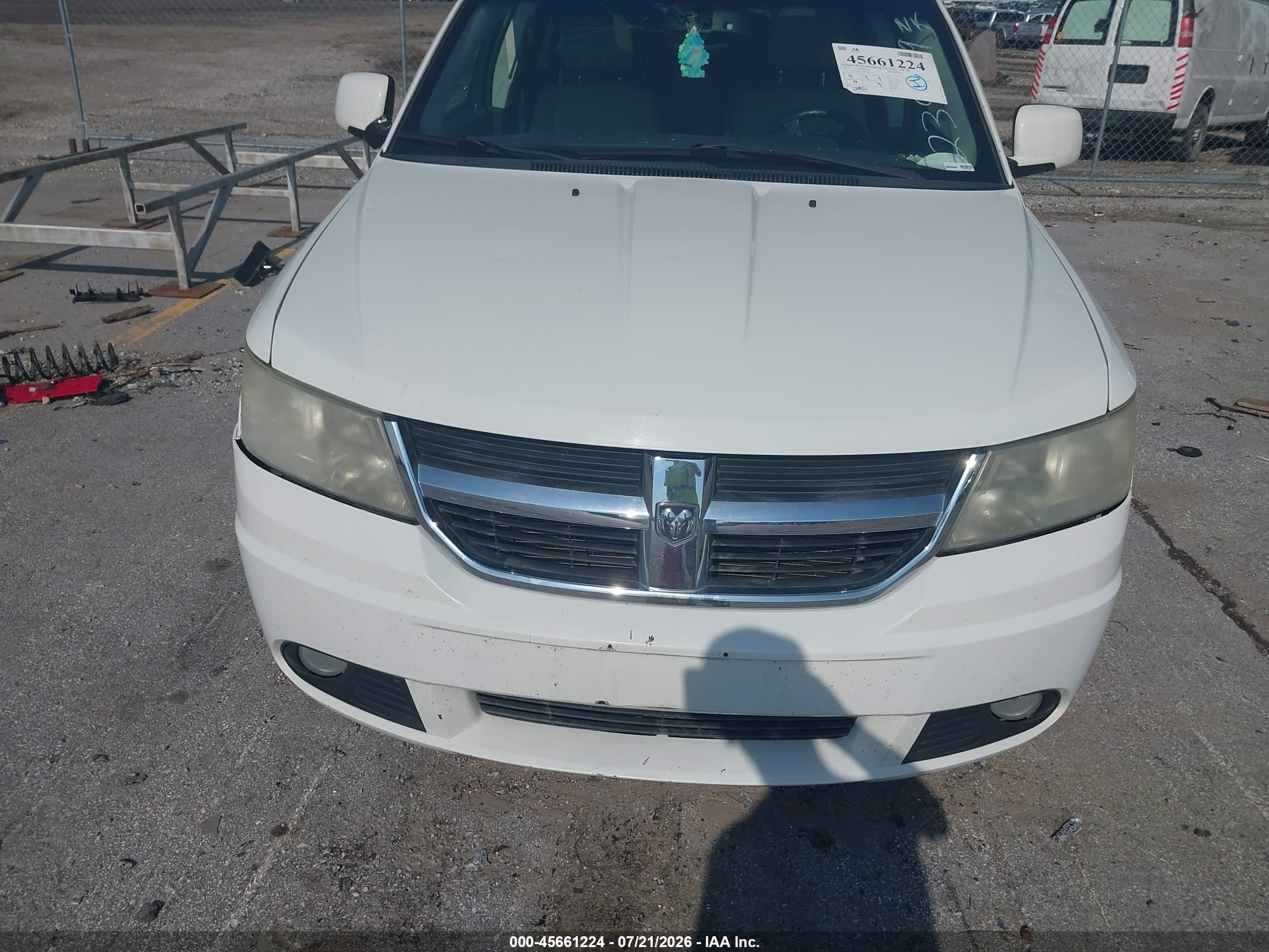 2010 Dodge Journey R/t White vin: 3D4PH9FV9AT239679