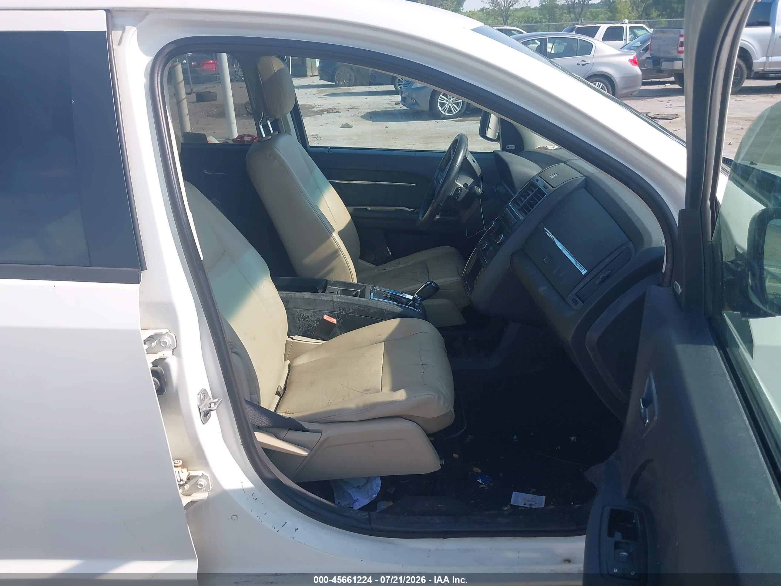 2010 Dodge Journey R/t White vin: 3D4PH9FV9AT239679