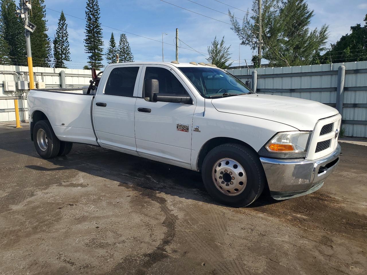 2011 Dodge Ram 3500 White vin: 3D73M4CL2BG514712