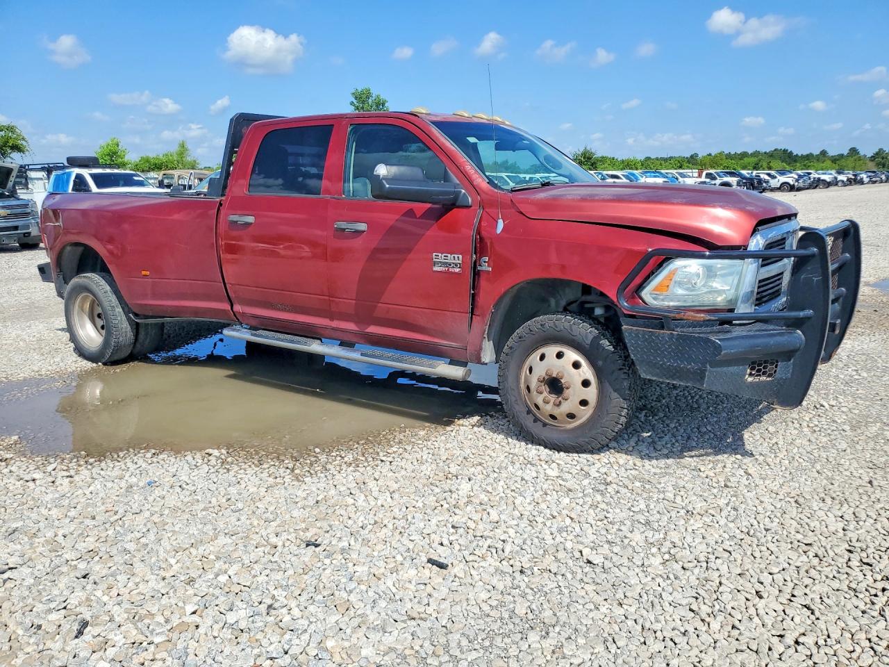 2011 Dodge 3500 Red vin: 3D73Y4CL3BG545245