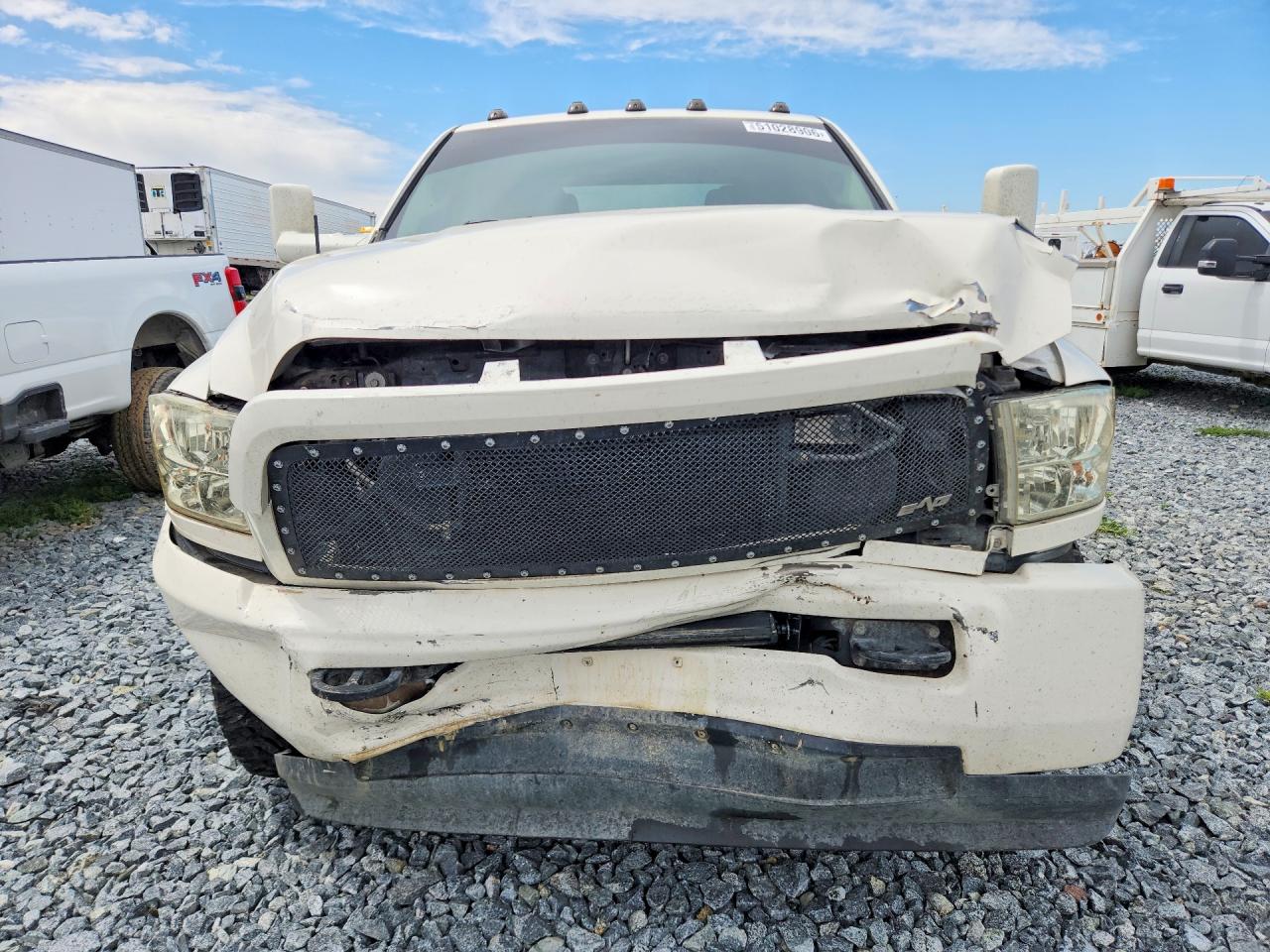2011 Dodge Ram 3500 White vin: 3D73Y4CL7BG634025