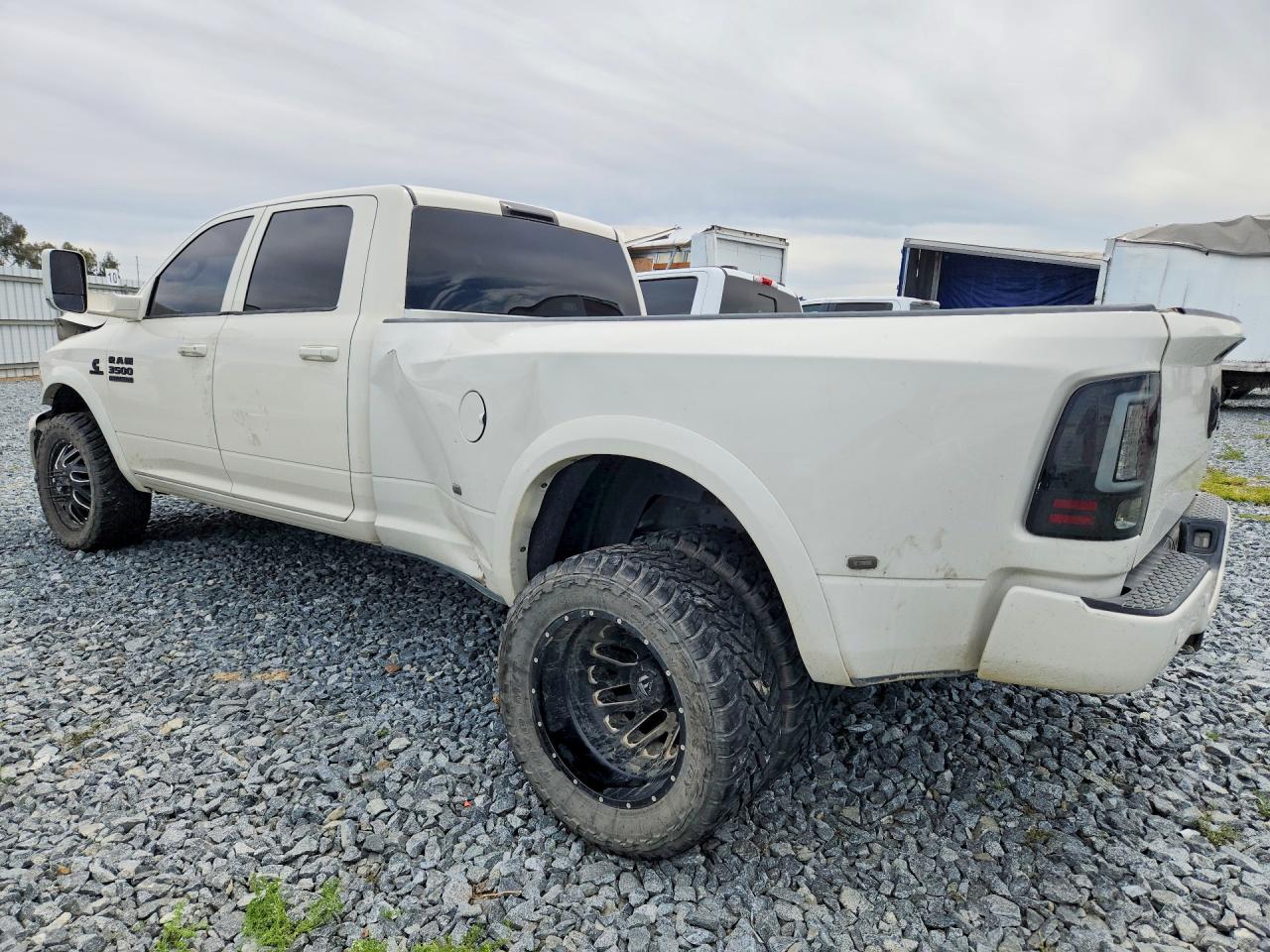 2011 Dodge Ram 3500 White vin: 3D73Y4CL7BG634025