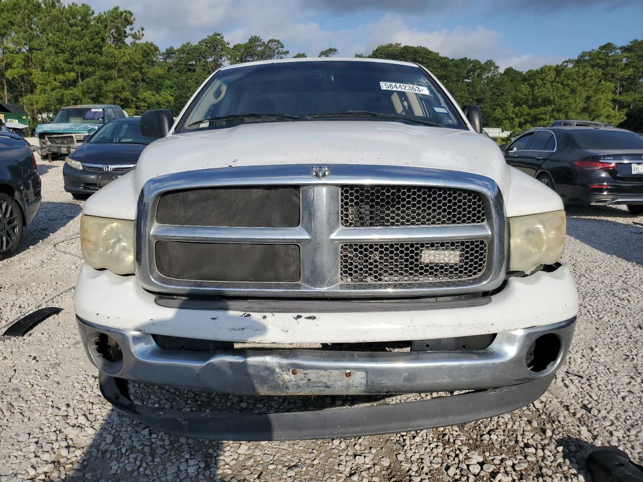 2002 Dodge Ram 1500 White vin: 3D7HA18N32G158097