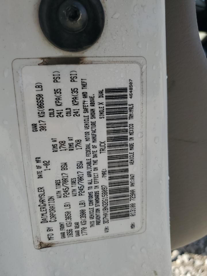 2002 Dodge Ram 1500 White vin: 3D7HA18N32G158097