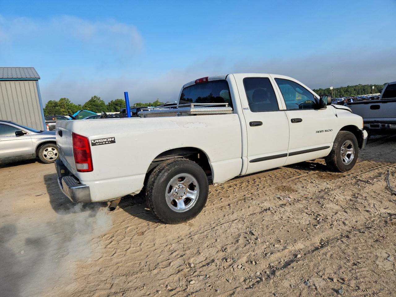 2002 Dodge Ram 1500 White vin: 3D7HA18N42G130275