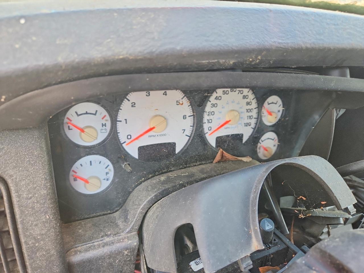 2002 Dodge Ram 1500 Two Tone vin: 3D7HA18N52G143066
