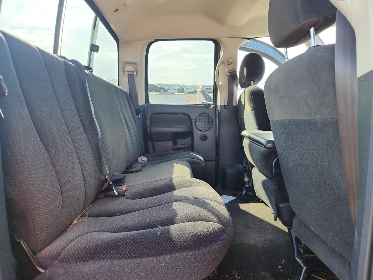 2002 Dodge Ram 1500 Gray vin: 3D7HA18N72G117018