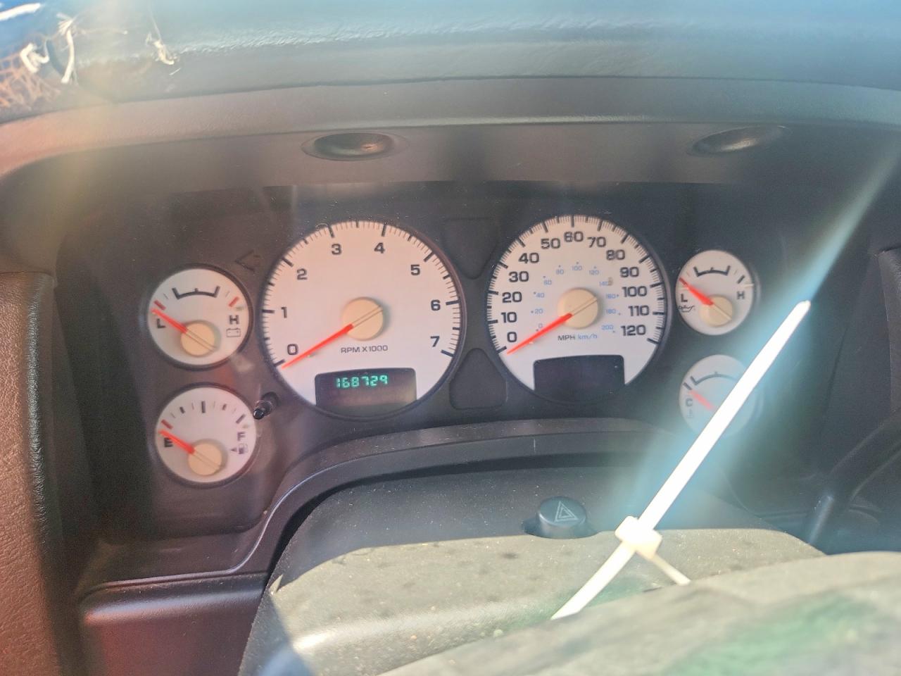 2002 Dodge Ram 1500 Black vin: 3D7HA18N72G121067