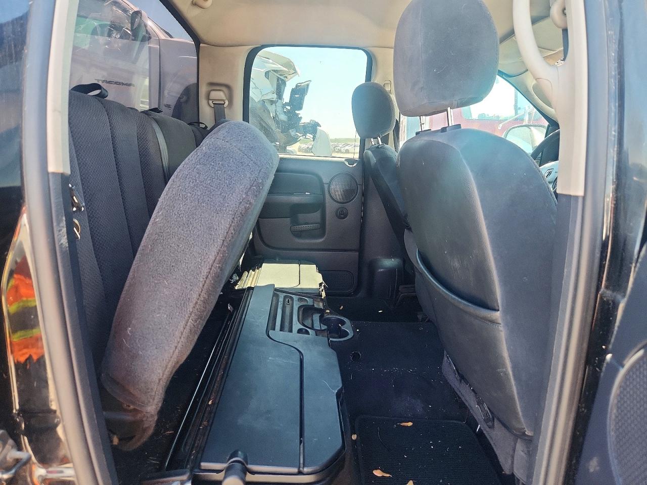 2002 Dodge Ram 1500 Black vin: 3D7HA18N72G121067
