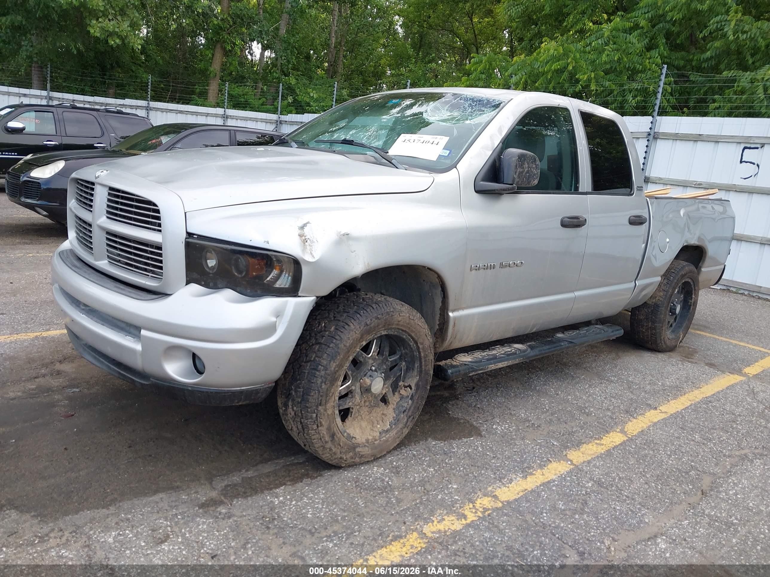 2002 Dodge Ram 1500 St Silver vin: 3D7HA18N92G146391