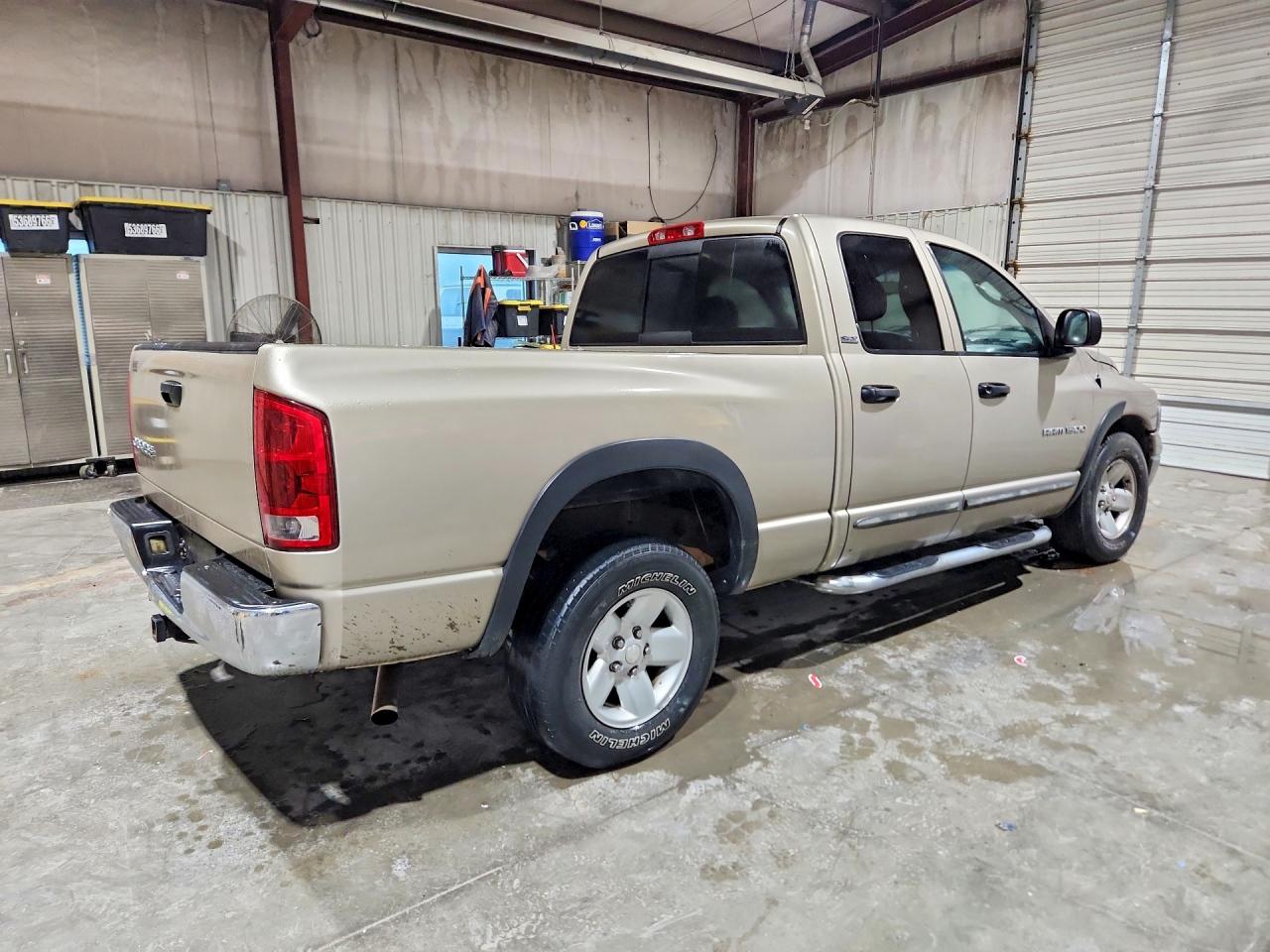 2002 Dodge 1500 Slt Tan vin: 3D7HA18N92G188589