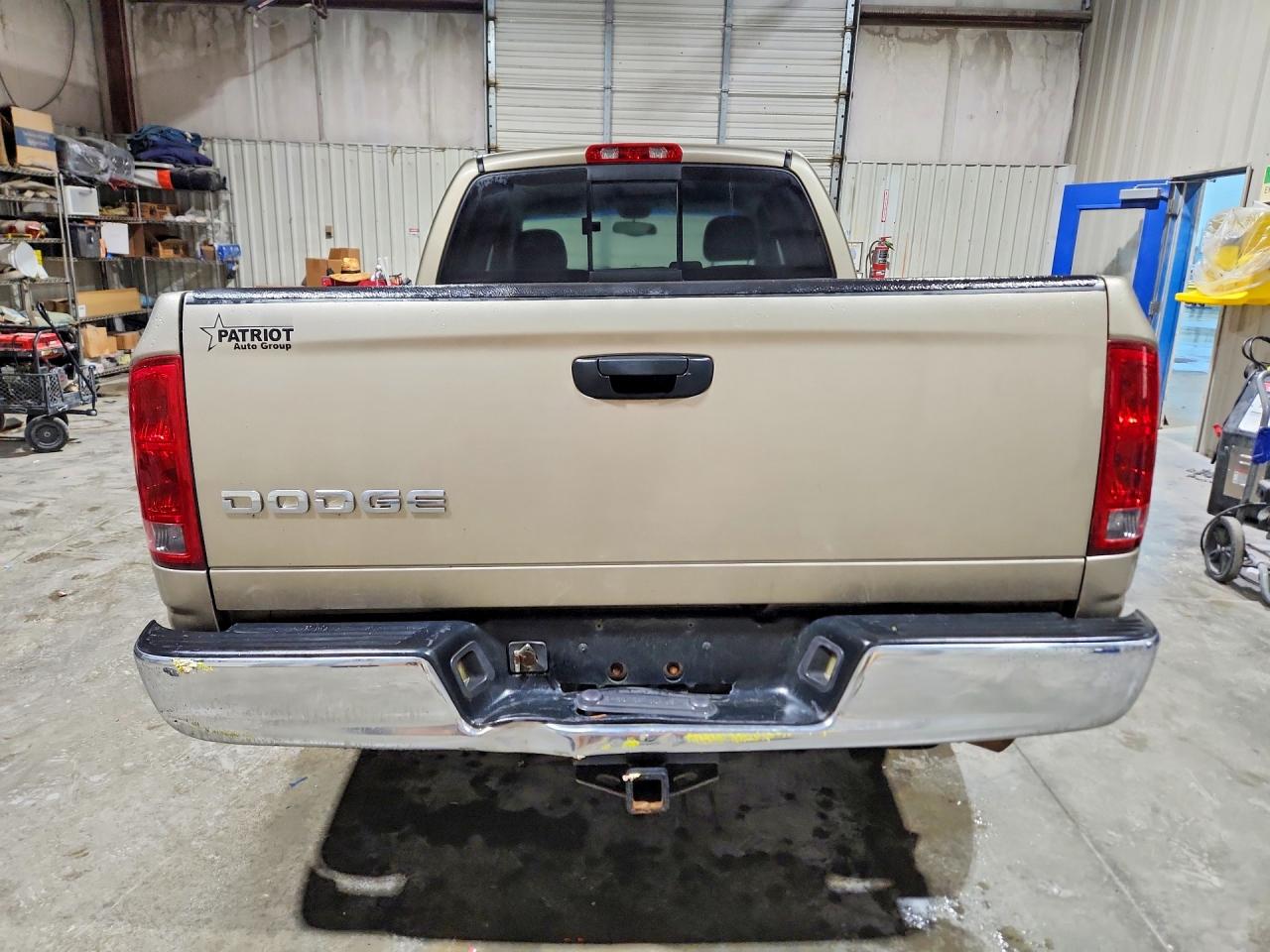 2002 Dodge 1500 Slt Tan vin: 3D7HA18N92G188589