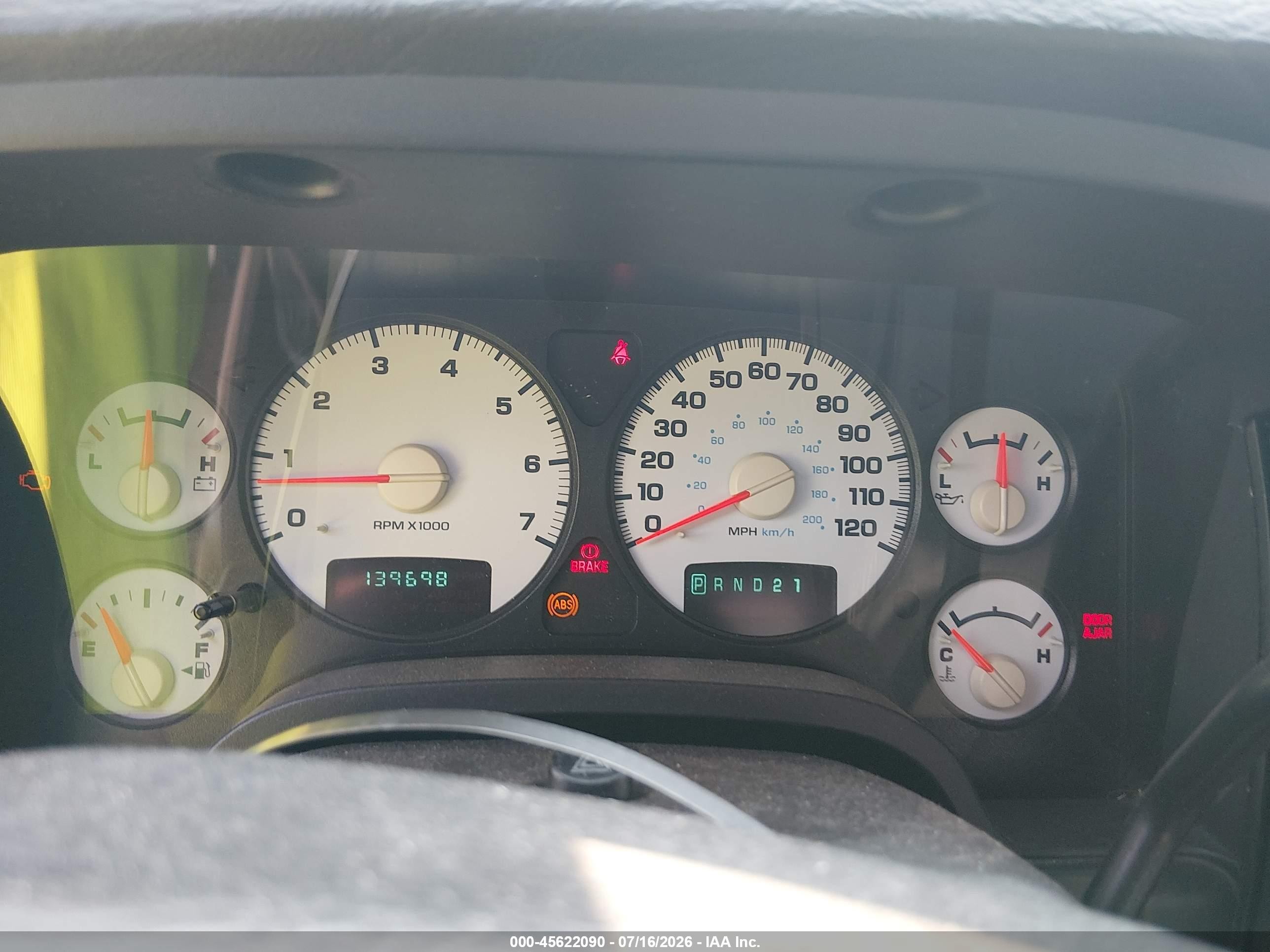 2002 Dodge Ram 1500 St Gold vin: 3D7HA18NX2G188942