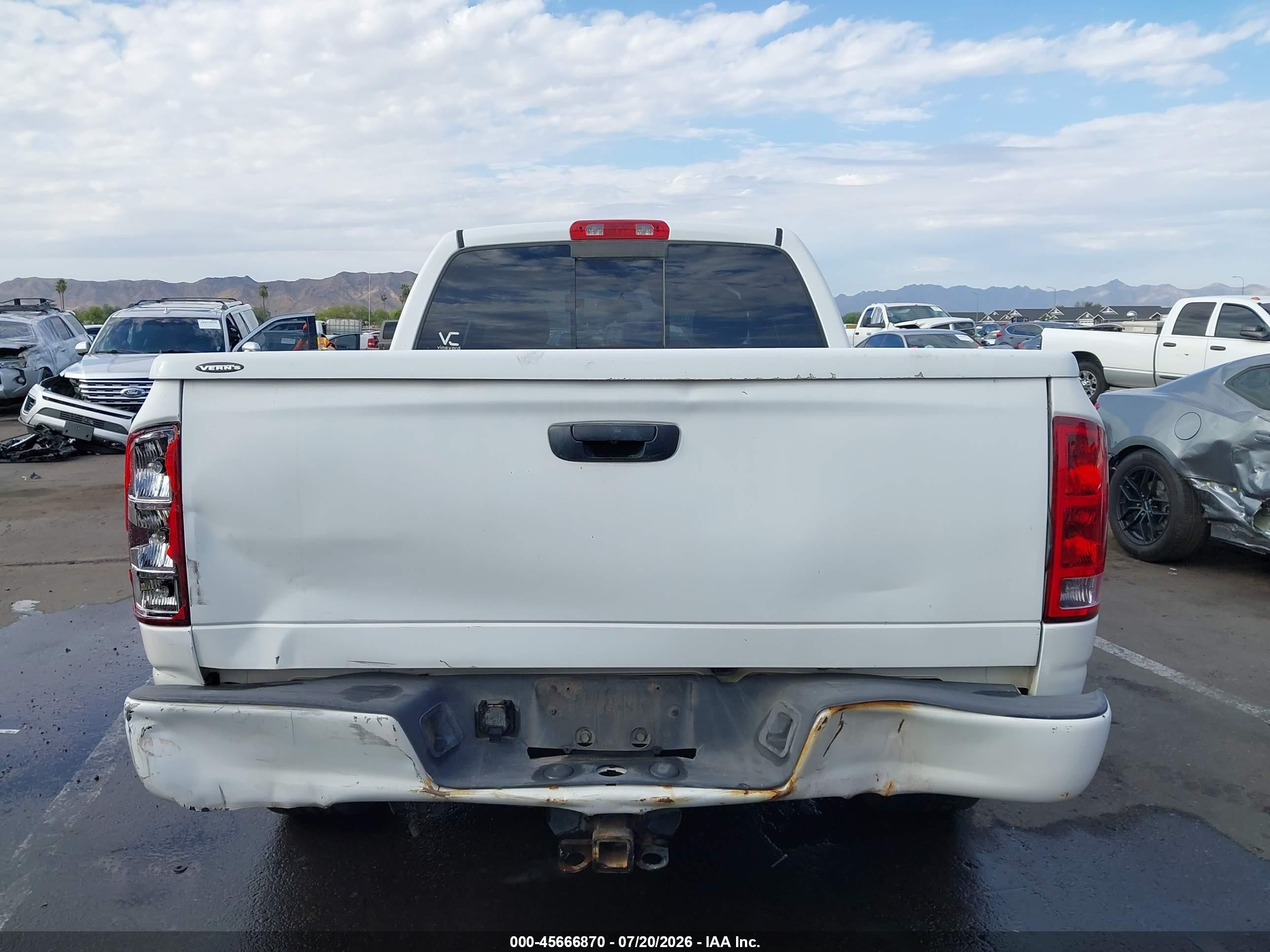2002 Dodge Ram 1500 St White vin: 3D7HA18ZX2G149626