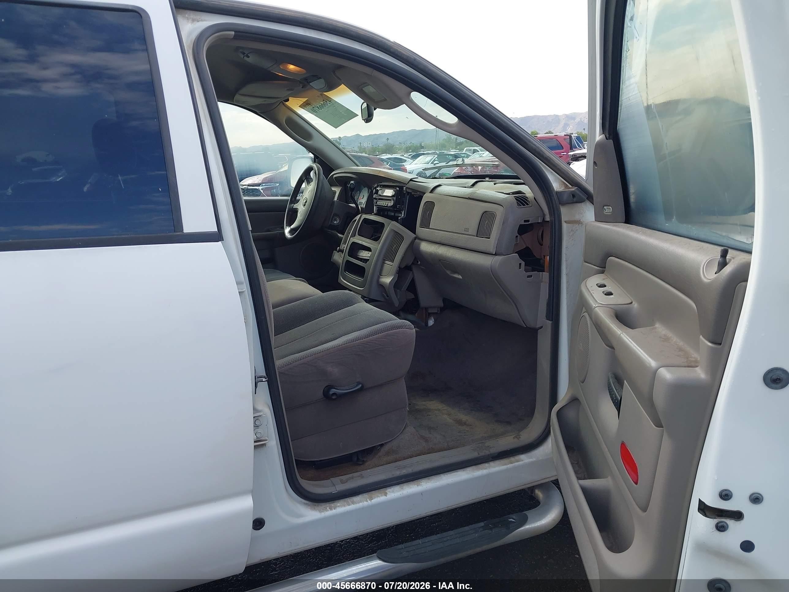 2002 Dodge Ram 1500 St White vin: 3D7HA18ZX2G149626