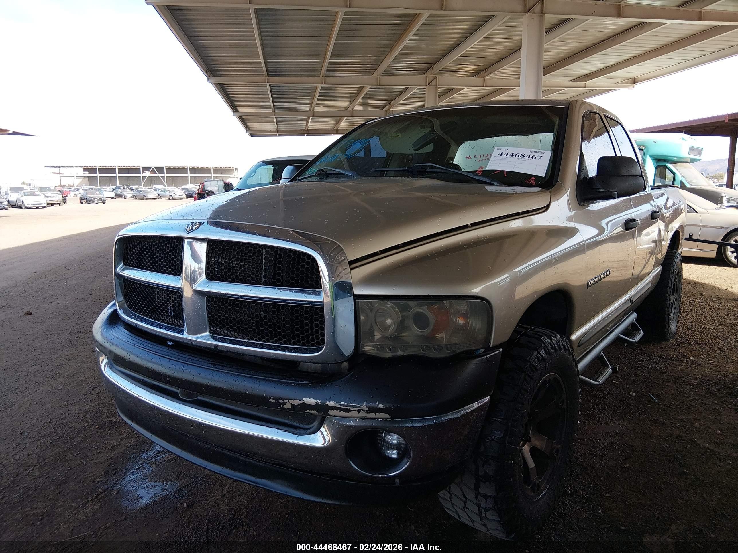 2002 Dodge Ram 1500 St Champagne vin: 3D7HU18N52G128834