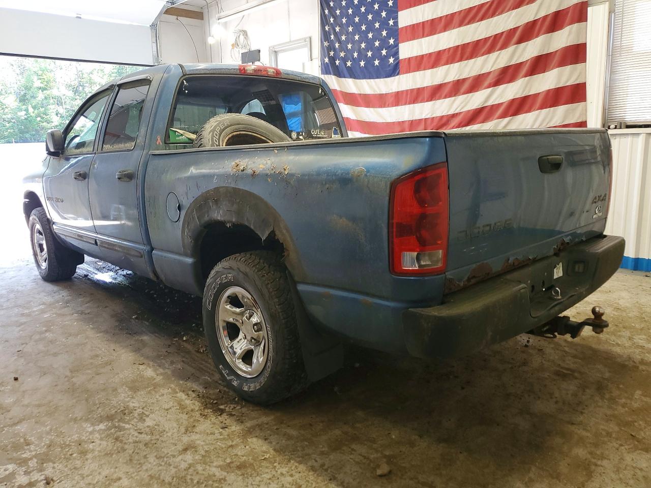 2002 Dodge Ram 1500 Синий vin: 3D7HU18Z82G111061