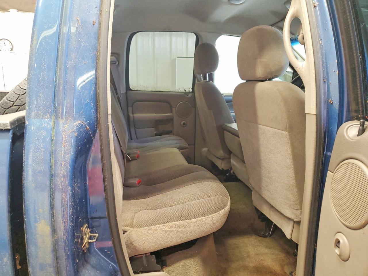 2002 Dodge Ram 1500 Синий vin: 3D7HU18Z82G111061