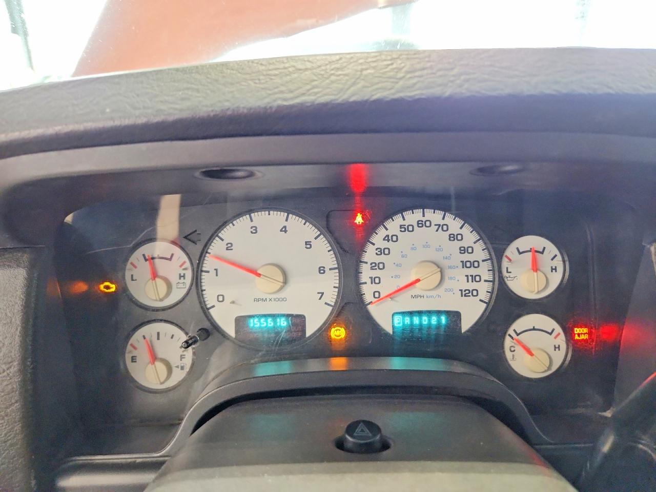 2002 Dodge Ram 1500 Red vin: 3D7HU18ZX2G211985