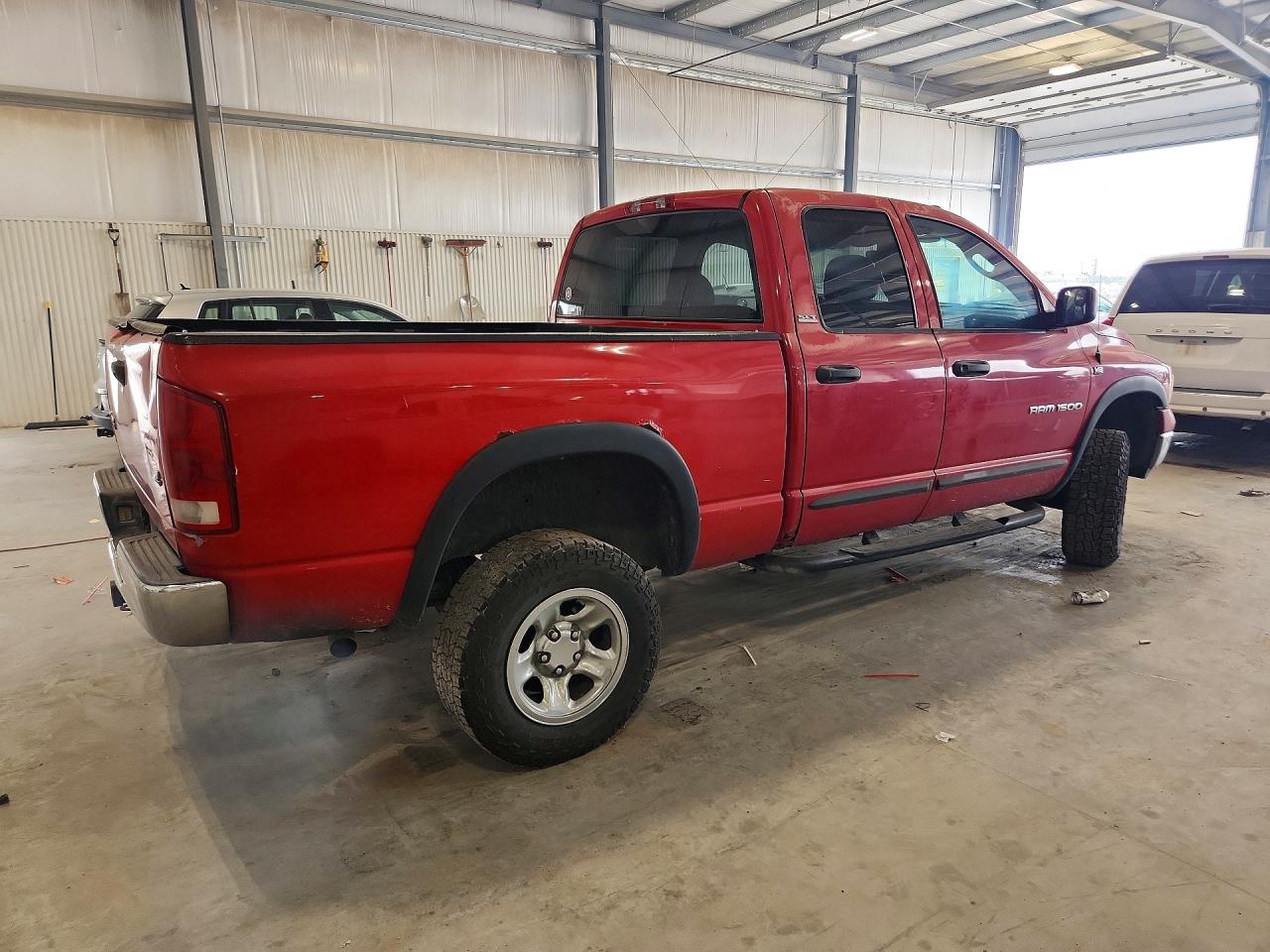 2002 Dodge Ram 1500 Red vin: 3D7HU18ZX2G211985