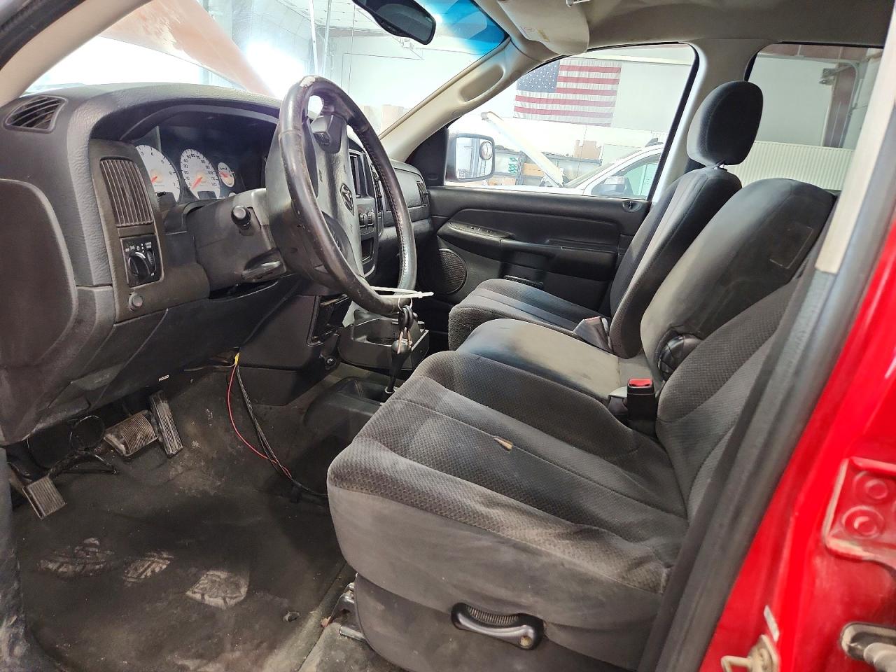 2002 Dodge Ram 1500 Red vin: 3D7HU18ZX2G211985