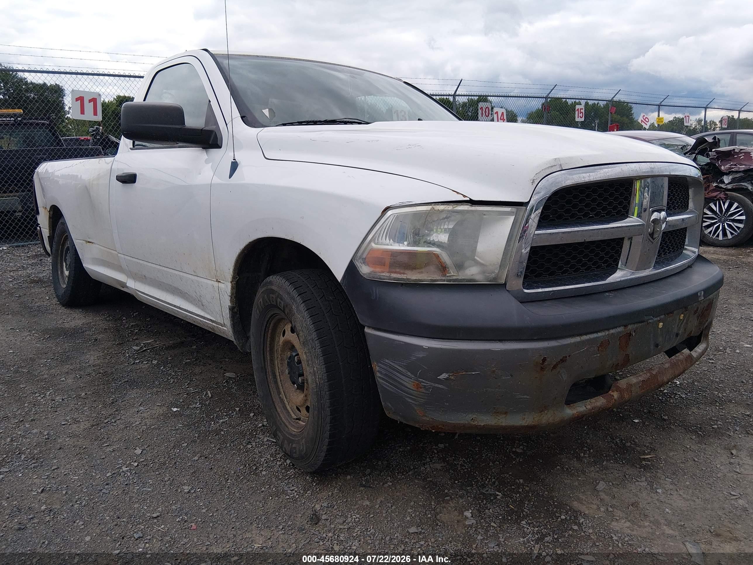 2011 Ram Ram 1500 St White vin: 3D7JB1EK2BG593959