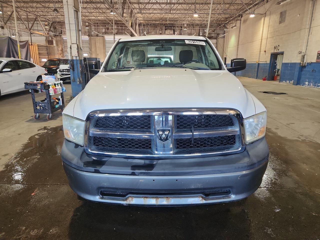 2011 Dodge Ram 1500 White vin: 3D7JB1EK4BG546853 Damage: Front Metal Bumper Painted, Rust, > 12 Inches
