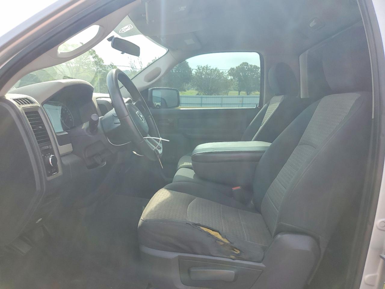 2010 Dodge Ram 1500 Silver vin: 3D7JB1EK5AG147335