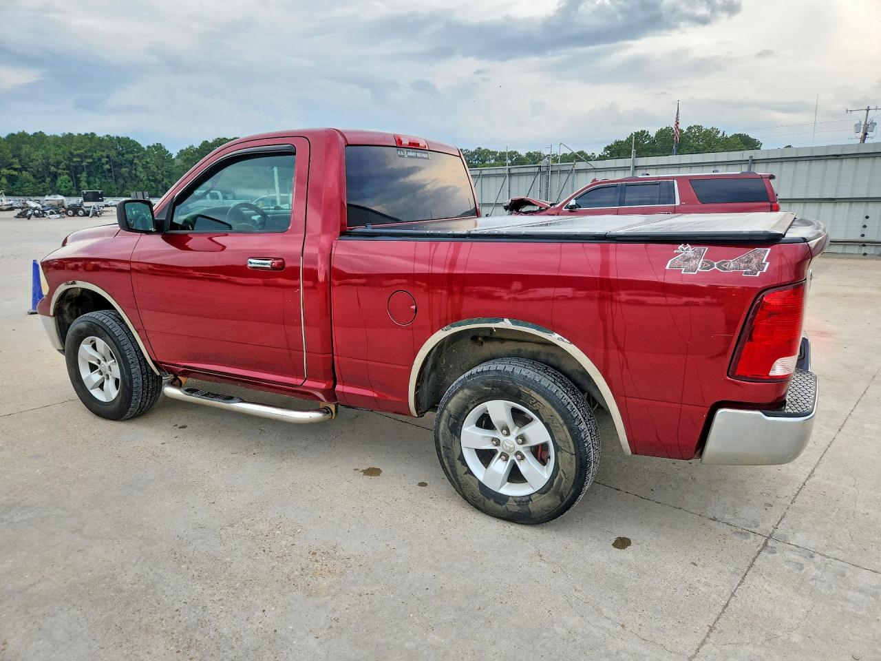 2011 Dodge Ram 1500 Red vin: 3D7JV1EP4BG589575