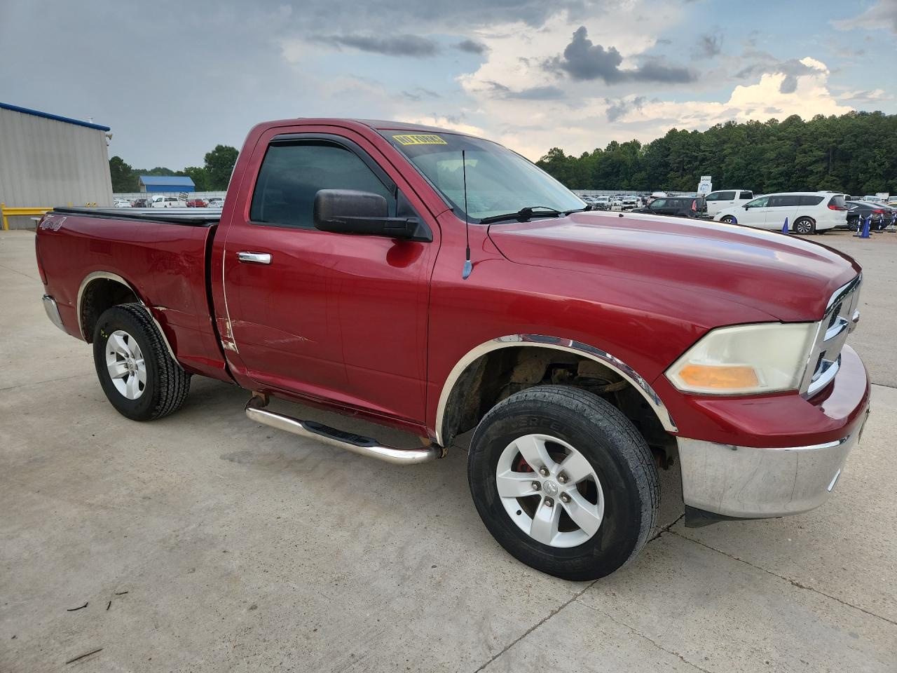 2011 Dodge Ram 1500 Red vin: 3D7JV1EP4BG589575 Damage: Right Front Door, Dent(S) W/ Paint Dmg, > 12 Inches
