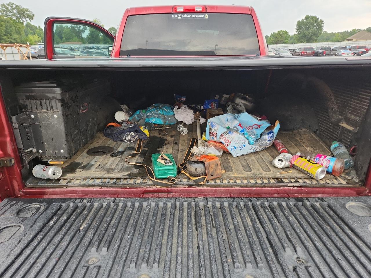 2011 Dodge Ram 1500 Red vin: 3D7JV1EP4BG589575 Damage: Tonneau Cover, Aftermarket, Acceptable