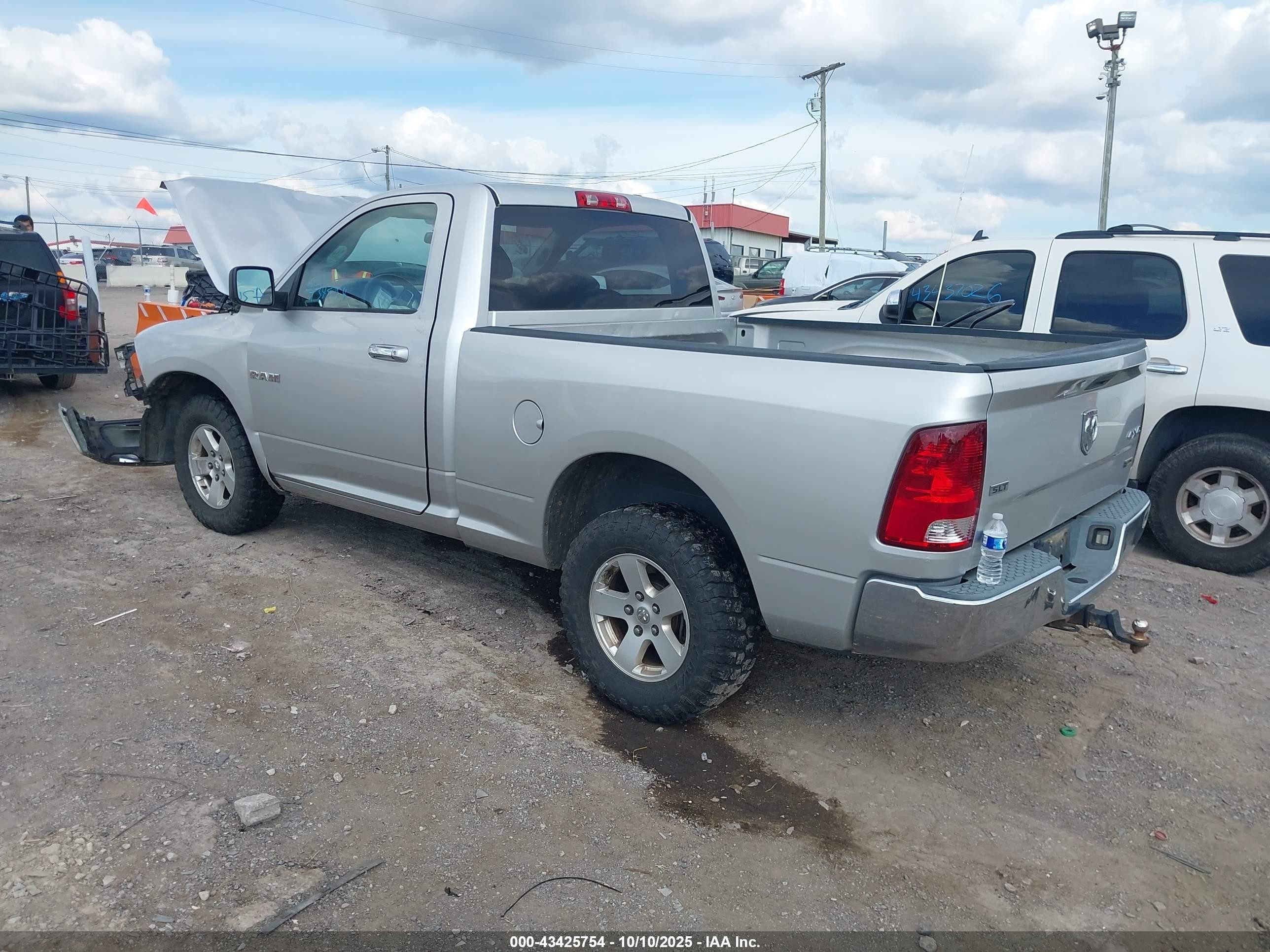 2010 Dodge Ram 1500 Slt/sport/trx Silver vin: 3D7JV1EP9AG107973
