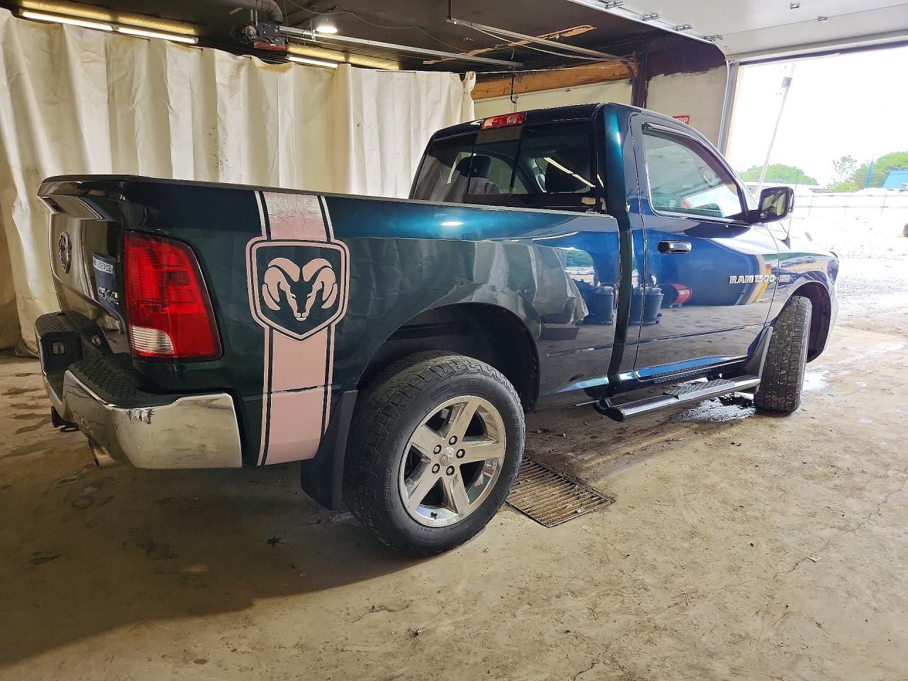 2011 Dodge Ram 1500 Green vin: 3D7JV1ET0BG612945
