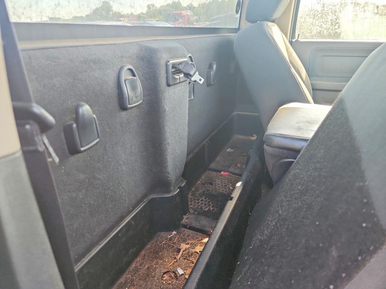 2011 Dodge Ram 1500 Silver vin: 3D7JV1ET5BG632995