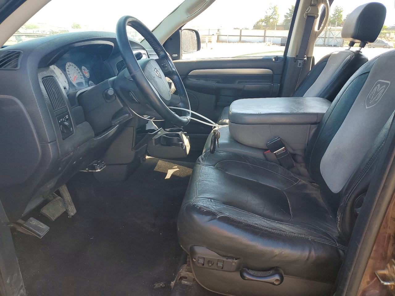 2004 Dodge Ram 2500 St Maroon vin: 3D7KA28C74G192539