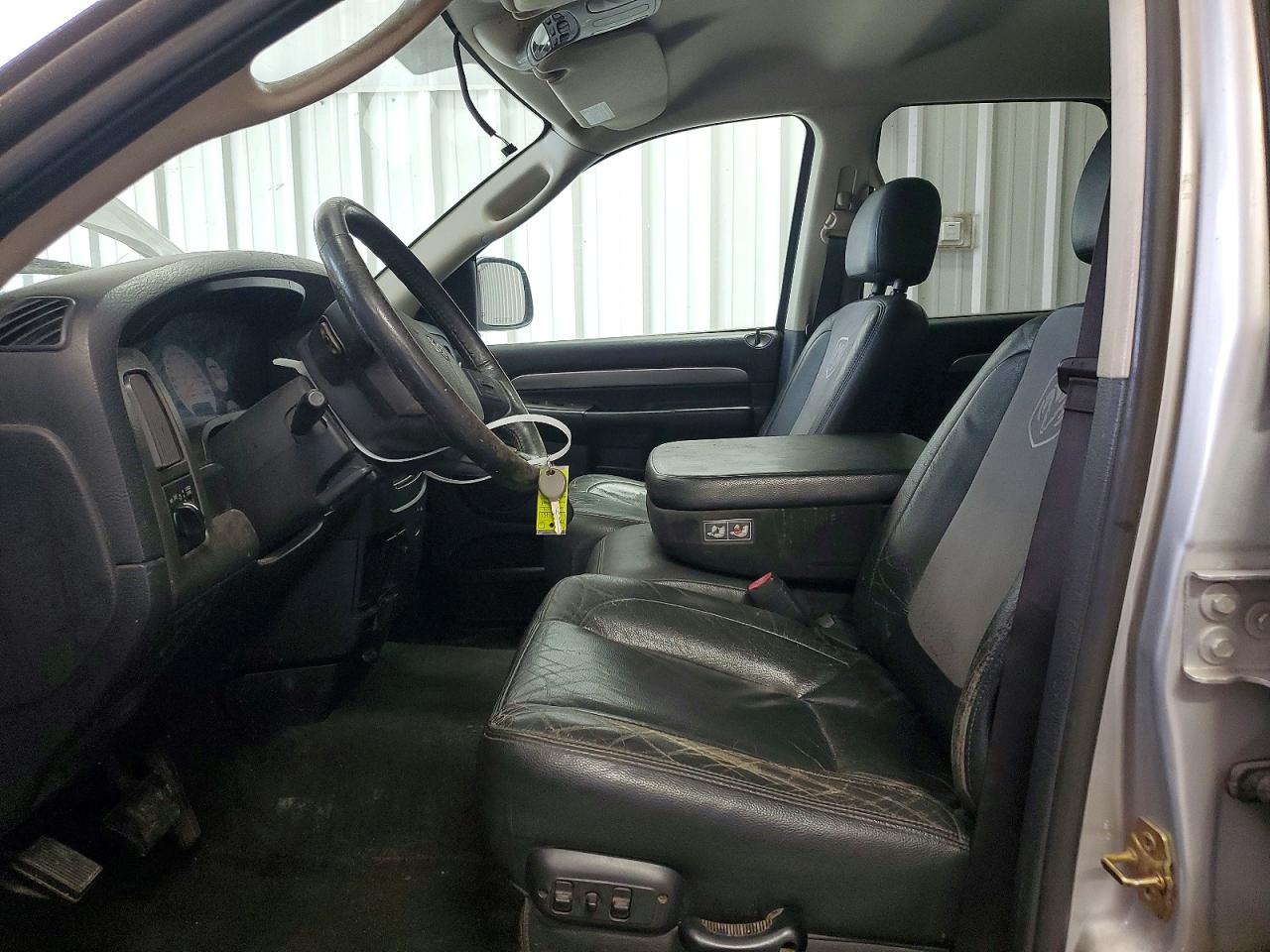 2004 Dodge Ram 2500 St Silver vin: 3D7KA28D54G176431